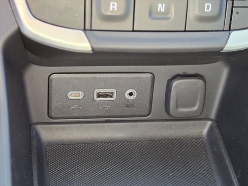 Used 2024 GMC Terrain SLE image 20