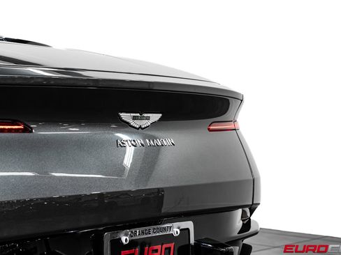 Used 2019 Aston Martin DB11 Volante RWD image 21