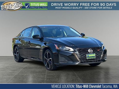Used 2025 Nissan Altima 2.5 SR FWD image 1