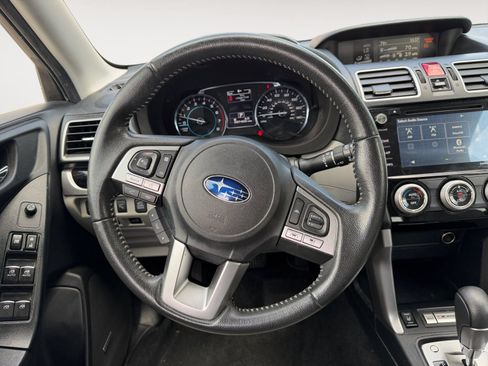 Used 2018 Subaru Forester 2.5i Limited AWD/4WD image 12