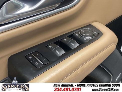 Used 2021 Chevrolet Suburban Premier RWD image 50