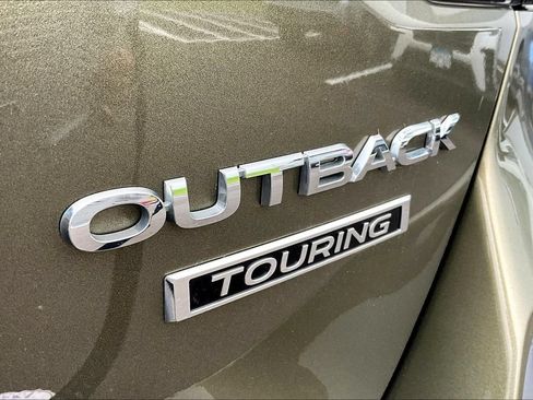 Used 2022 Subaru Outback Touring AWD/4WD image 22