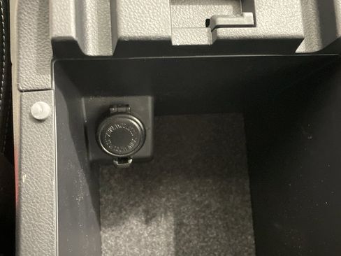 Used 2024 Subaru Outback Premium image 23