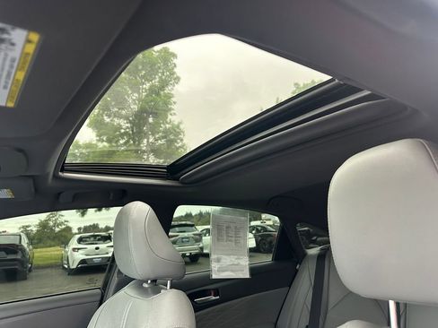 Used 2020 Toyota Avalon Limited w/ Advanced Safety Package FWD image 22