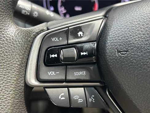 Used 2020 Honda Accord LX image 18