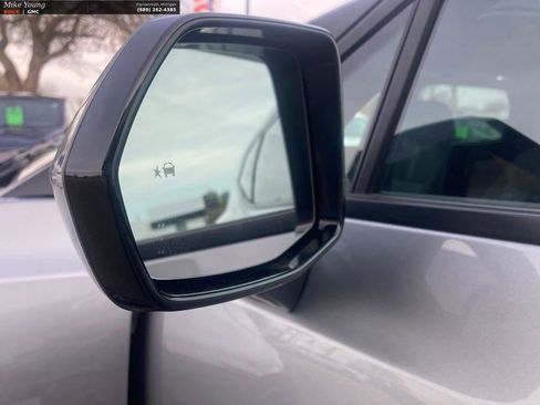 Used 2023 Chevrolet Blazer LT w/ Driver Confidence Package image 14