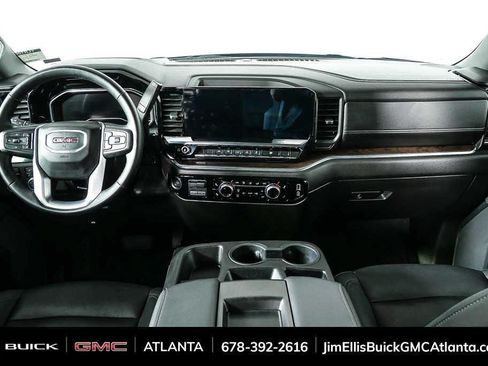 Used 2025 GMC Sierra 1500 SLT AWD/4WD image 19