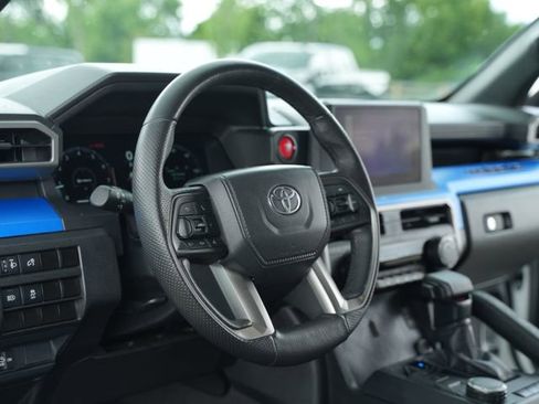 Used 2024 Toyota Tacoma TRD Sport RWD image 26