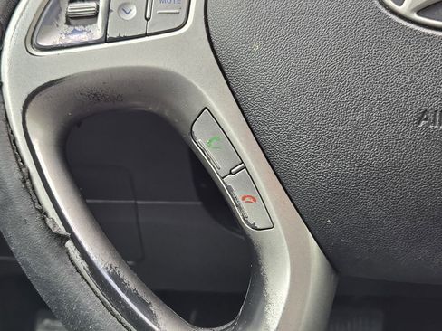 Used 2012 Hyundai Tucson GLS FWD image 38