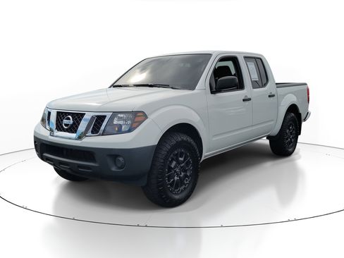 Certified 2019 Nissan Frontier S image 2