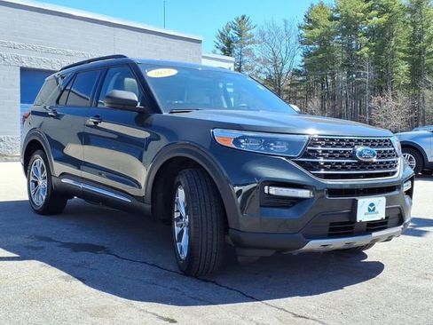 Used 2022 Ford Explorer XLT w/ Equipment Group 202A AWD/4WD image 6