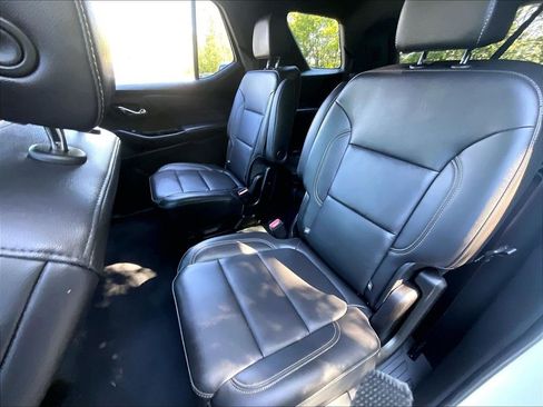 Used 2022 Chevrolet Traverse LT AWD/4WD image 15