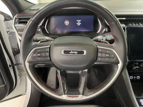 Used 2022 Jeep Grand Cherokee Trailhawk w/ Advanced Protech Group II AWD/4WD image 14