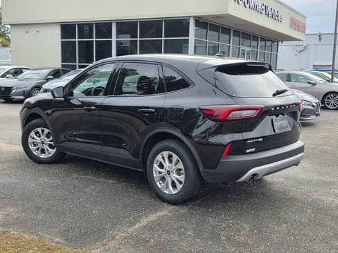 Used 2025 Ford Escape Active AWD/4WD image 4