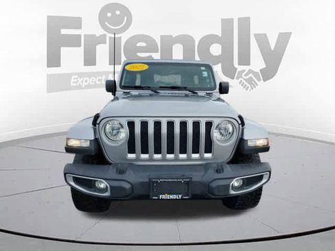 Used 2020 Jeep Wrangler Unlimited Sahara image 9