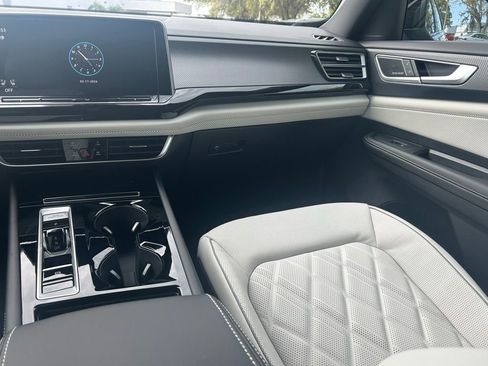 New 2026 Volkswagen Atlas Cross Sport SEL Premium R-Line image 11