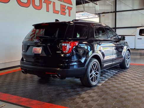 Used 2017 Ford Explorer Sport w/ Equipment Group 401A AWD/4WD image 7