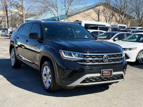 Used 2021 Volkswagen Atlas Cross Sport S FWD image 1