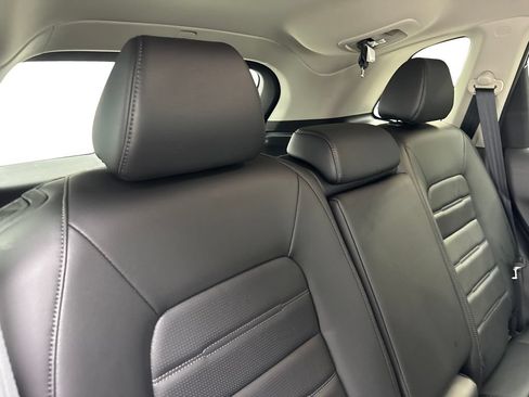 Used 2025 Honda CR-V EX-L image 41