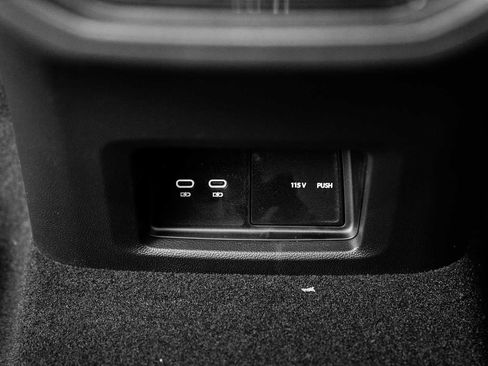 New 2026 Volkswagen Atlas SE image 37