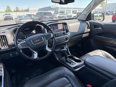 Used 2019 GMC Canyon Denali image 10