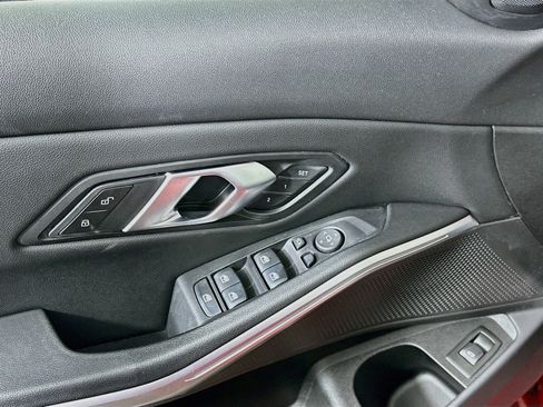 Used 2024 BMW 330i Sedan RWD image 15