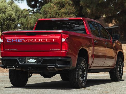 Used 2020 Chevrolet Silverado 1500 Custom Trail Boss w/ Custom Convenience Package image 11