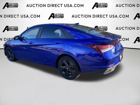 Used 2021 Hyundai Elantra SEL w/ Convenience Package image 20