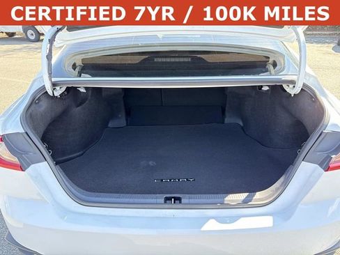 Used 2025 Toyota Camry SE FWD image 12