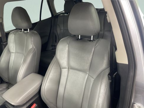 Used 2023 Subaru Outback Premium AWD/4WD image 13