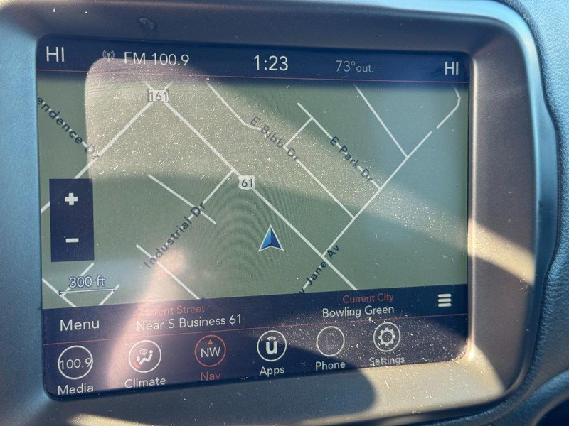 Used 2023 Jeep Renegade Latitude AWD/4WD image 20