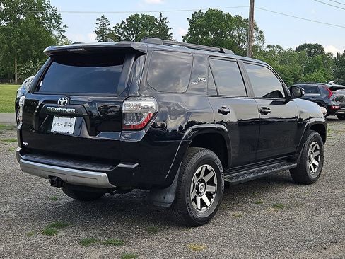 Used 2020 Toyota 4Runner TRD Off-Road Premium w/ Moonroof Package AWD/4WD image 7