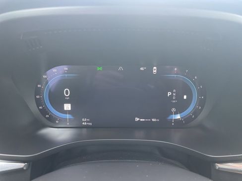 Certified 2023 Volvo XC60 B5 Ultimate w/ Climate Package image 27