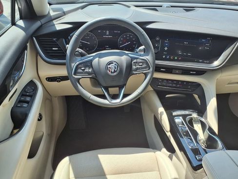 Used 2022 Buick Envision Essence w/ Safety Package FWD image 7