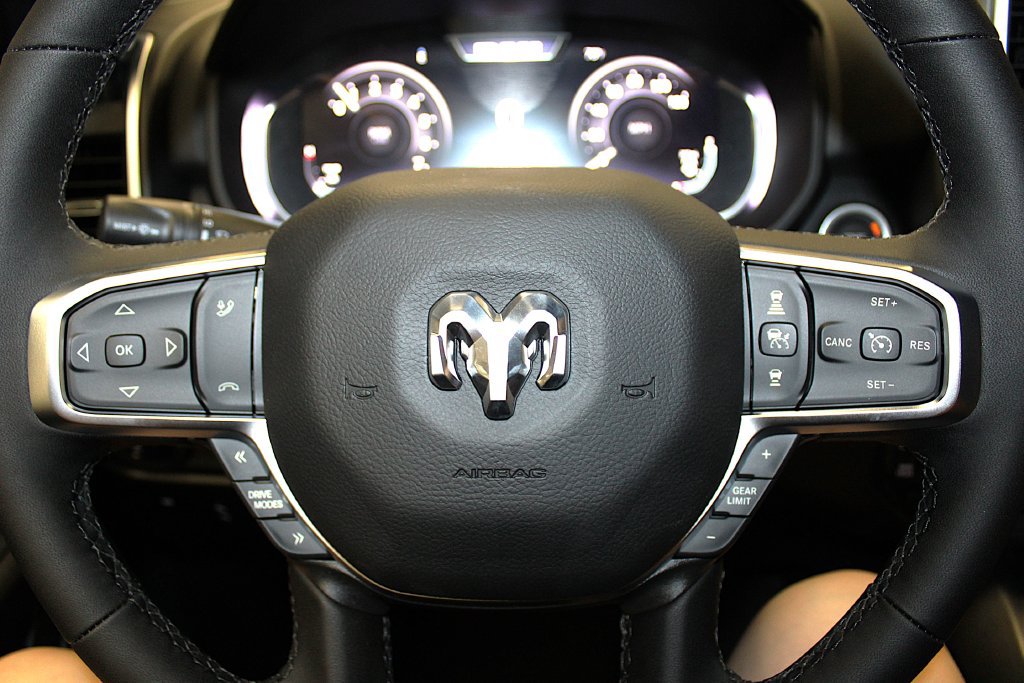 New 2026 RAM 1500 Big Horn AWD/4WD image 11