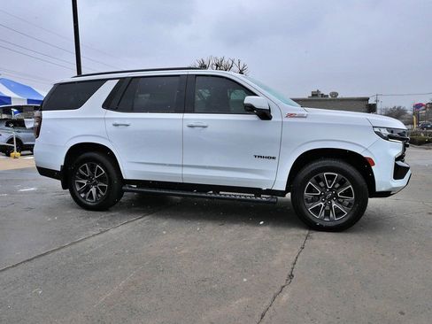 Used 2021 Chevrolet Tahoe Z71 w/ Z71 Signature Package image 4