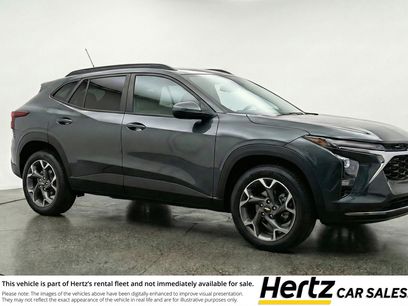 Used 2025 Chevrolet Trax LT
