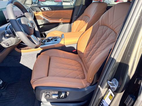 New 2026 BMW X7 xDrive40i w/ M Sport Package image 14