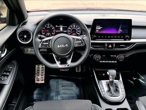 Used 2024 Kia Forte GT-Line image 6