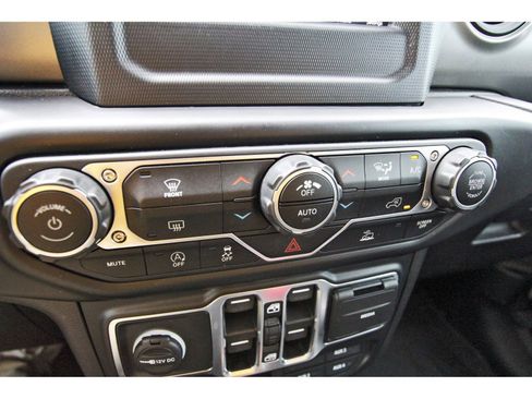 Used 2022 Jeep Gladiator Sport AWD/4WD image 27