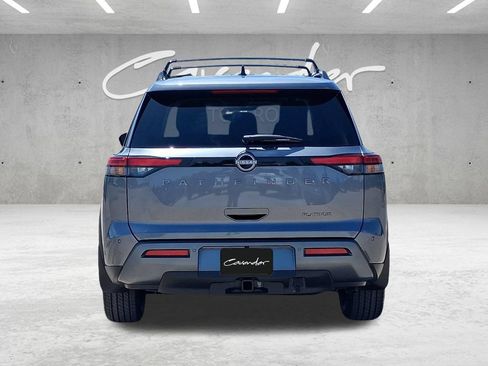 New 2026 Nissan Pathfinder Platinum FWD image 16