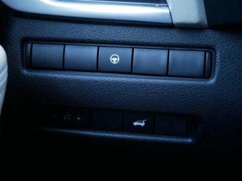 Certified 2023 Nissan Rogue SV w/ SV Premium Package image 28