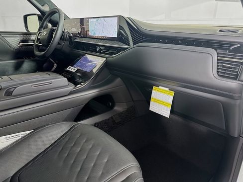 New 2026 INFINITI QX80 Autograph w/ Premium Cargo Package image 37