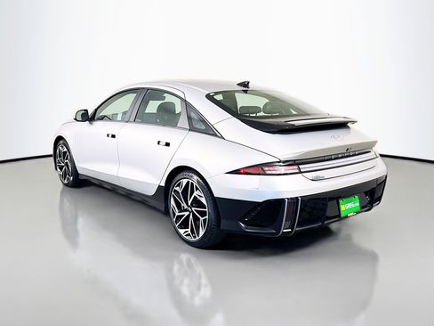 Used 2023 Hyundai Ioniq 6 SEL image 7