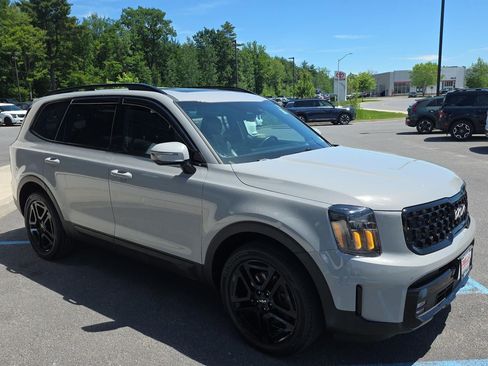 Certified 2024 Kia Telluride SX Prestige X-Line AWD/4WD image 12