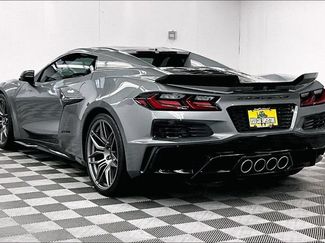 Used 2024 Chevrolet Corvette Z06 RWD video 2