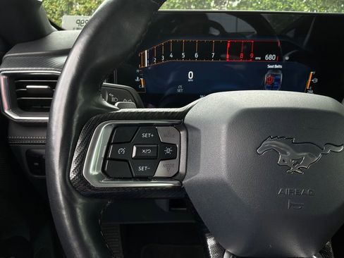Used 2025 Ford Mustang GT Premium RWD image 24