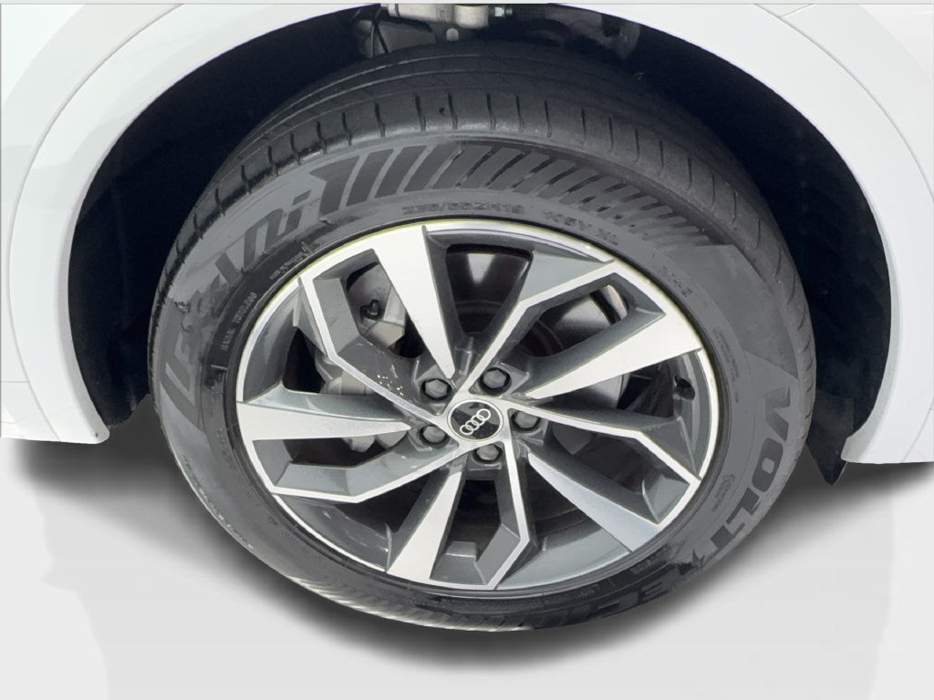 Used 2022 Audi Q5 2.0T Premium Plus AWD/4WD image 16