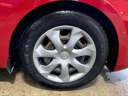 Used 2015 MAZDA MAZDA3 i Sport image 11