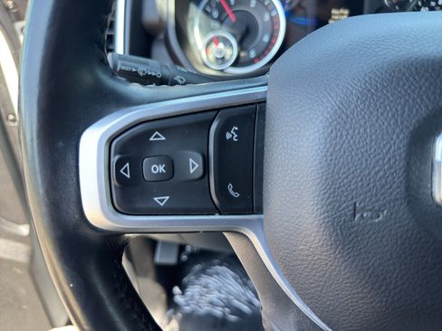 Used 2024 RAM 2500 Big Horn AWD/4WD image 33